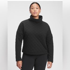 NWT GapFit quilted sweater size medium